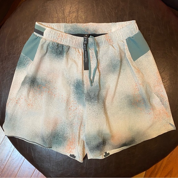 Mens Lululemon Multicolor Green Orange Lined Workout Running Shorts Medium 6” - Picture 2 of 8